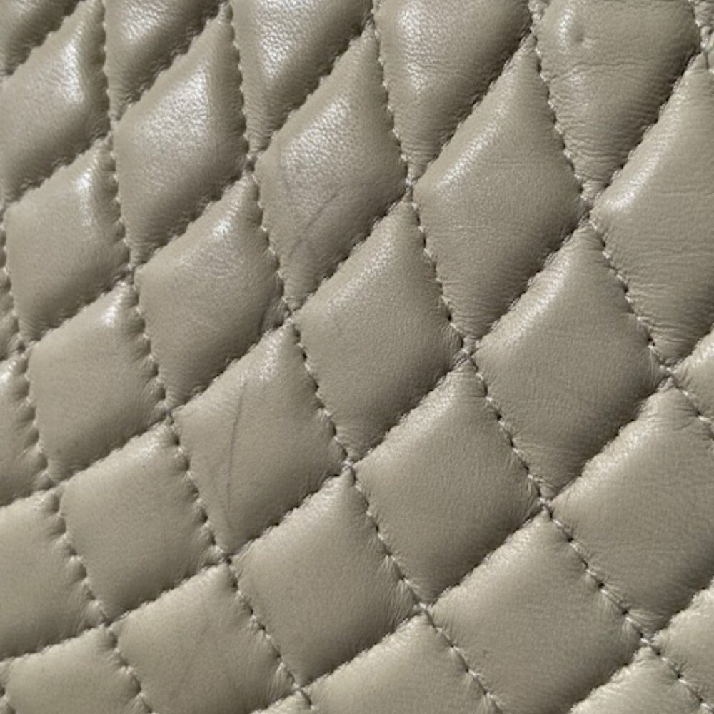 Bally Crossbody Quilted Bag Vintage White - Picture 14 of 16